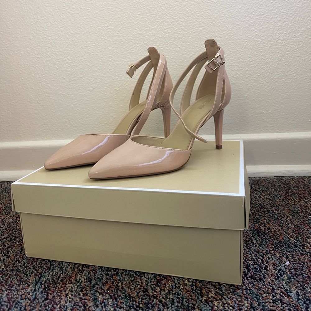 7.5 Blush Mirabel Flex Pump